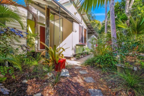 2 Naiad Court - Rainbow Shores - Pets welcome, wifi, walk to beach